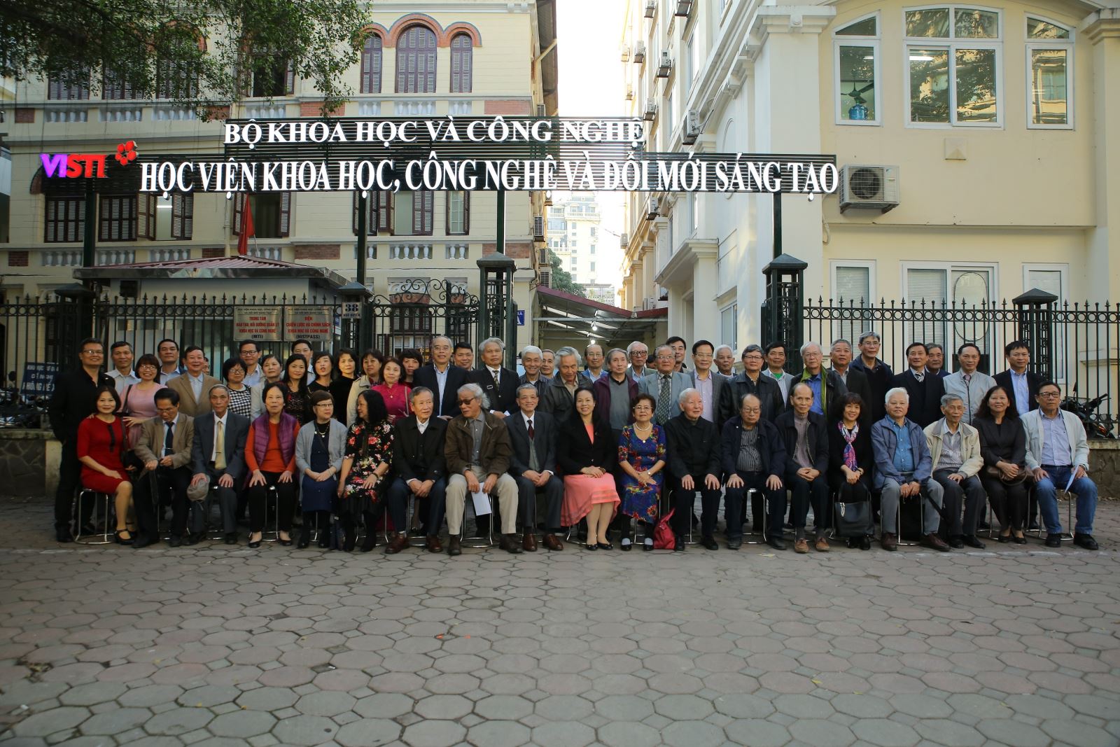 Công đoàn Học viện Khoa học, Công nghệ và Đổi mới sáng tạo tổ chức gặp mặt các thế hệ cán bộ nhân dịp Tết Kỷ Hợi 2019