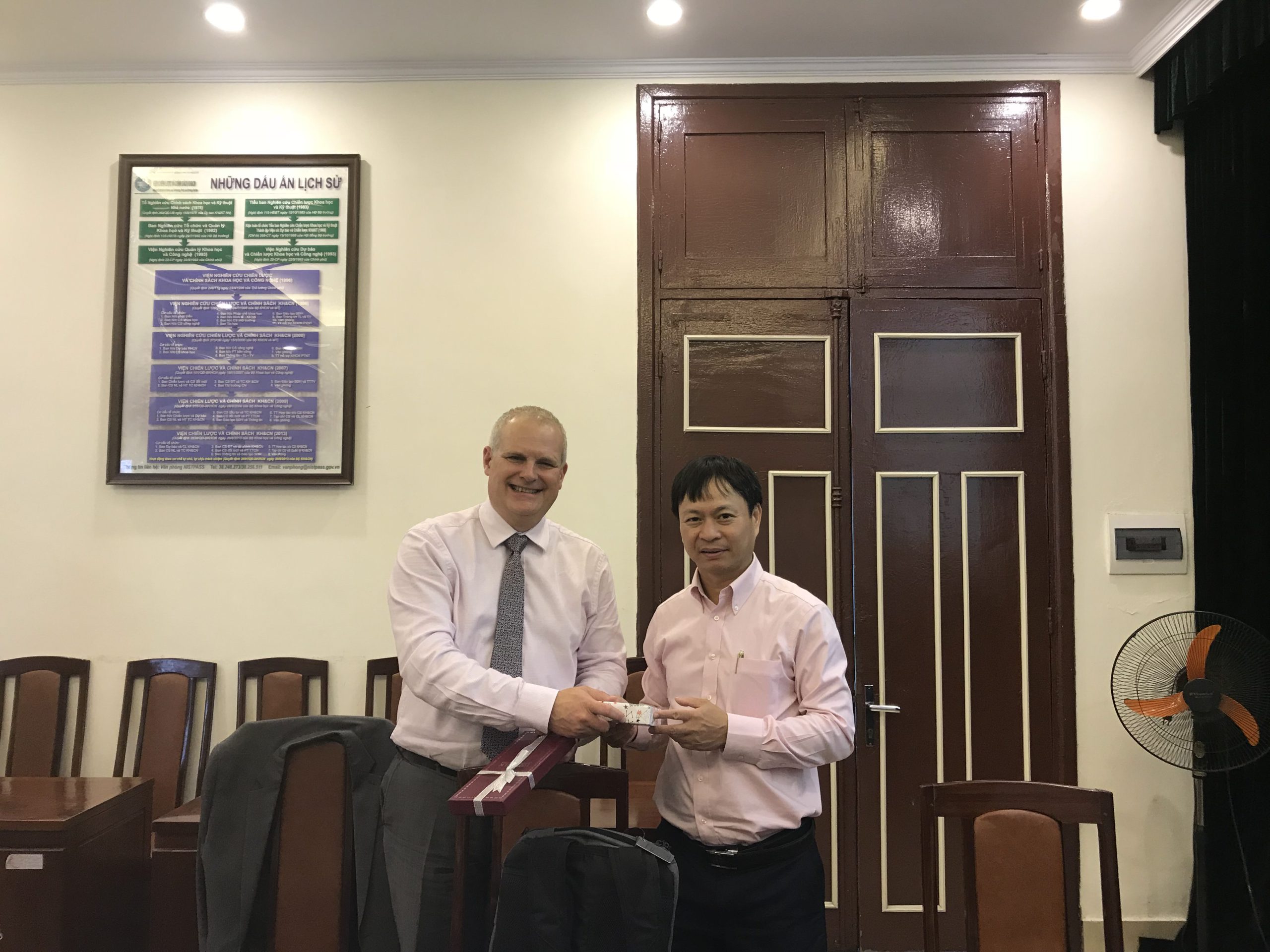 hợp tác chiến lược giữa Học viện Khoa học, Công nghệ và Đổi mới sáng tạo và Đại học Coventry, Vương quốc Anh