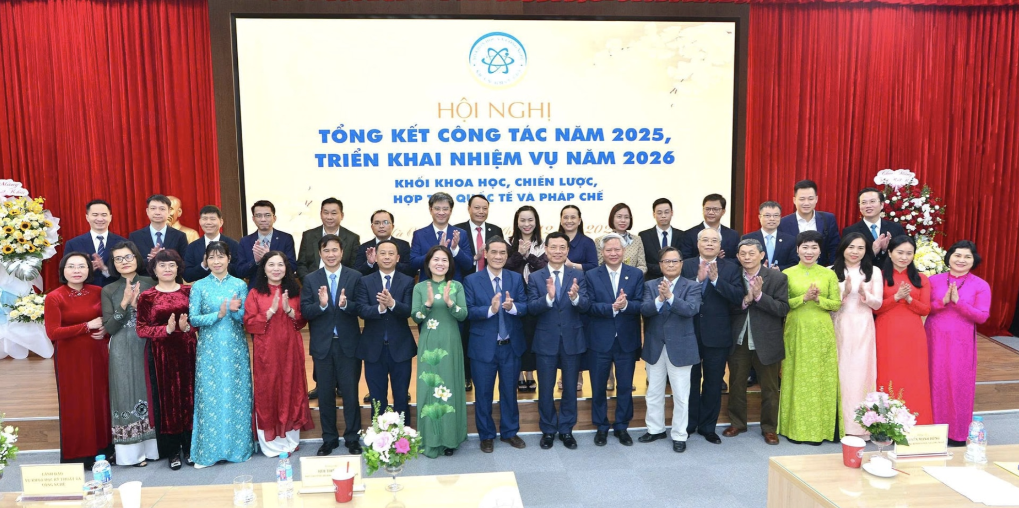 Tổng thuật: Hội nghị tổng kết công tác năm 2025 và triển khai nhiệm vụ năm 2026 của Khối Khoa học, Chiến lược, Hợp tác quốc tế và Pháp chế – Bộ KH&CN